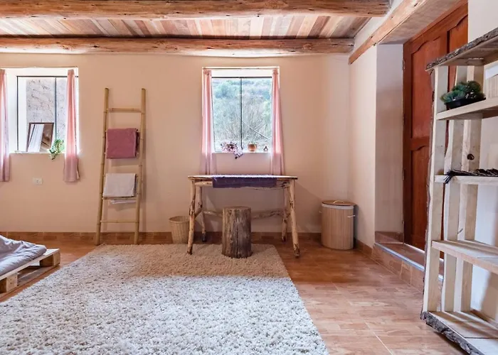Bright And Spacious 3 Bed With Everything Need In Ferienhaus Pisac